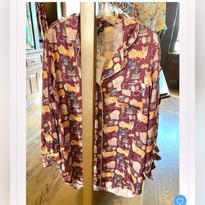 Karen Mabon "Oh So Royal" sleep shirt